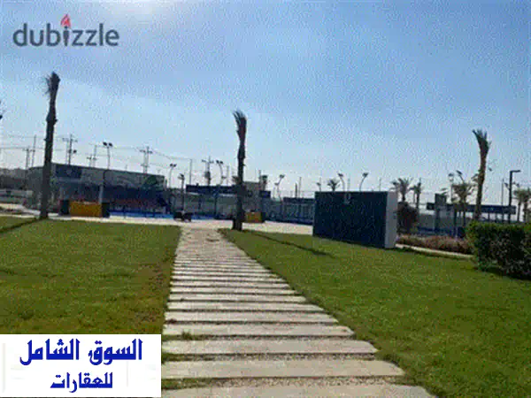 شقة  متشطبة  للبيع في او ويست استلام فوري باقل سعر في الماركت 2