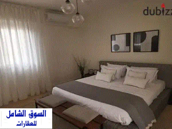 شقة متشطبة استلام فوري  في اويست امام مول مصر 3