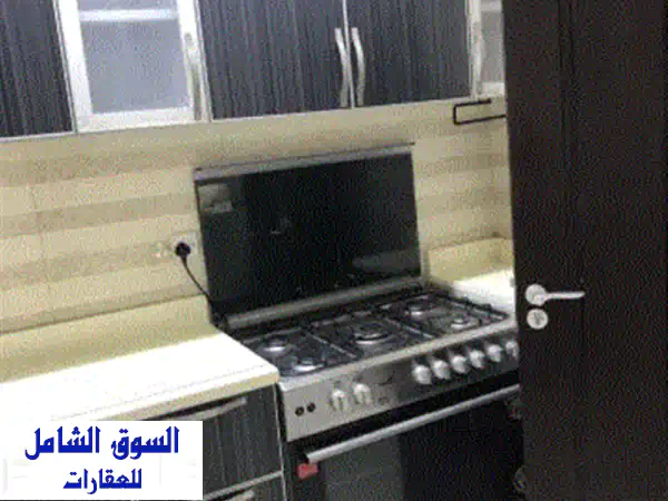 يوجد لدينا شقة للإيجار مفروشة بالكامل شامل الكهرباء وماء لمت (30) دينار نظيفة جدا قريب من الخدمات ... 3