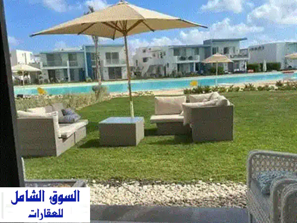 استلام فوري بالتقسيط شاليه صف اول تريبل فيو 300 متر من البحر هتسمع صوت البحر من الشاليه متشطب الترا لوكس بجاور سيزر سوديك  لافيستا باي 2