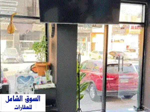 فرصة ذهبية: صالون رجالي متكامل للبيع بالراشدية 2 | موقع استراتيجي وجاهز للربح الفوري!