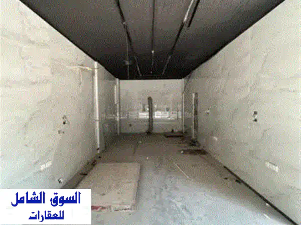 محل تجاري للإيجار مع فترة سماح في السالمية، موقع قريب من خدمات متعددة، على شارع رئيسي بمدخل ومخرج ...