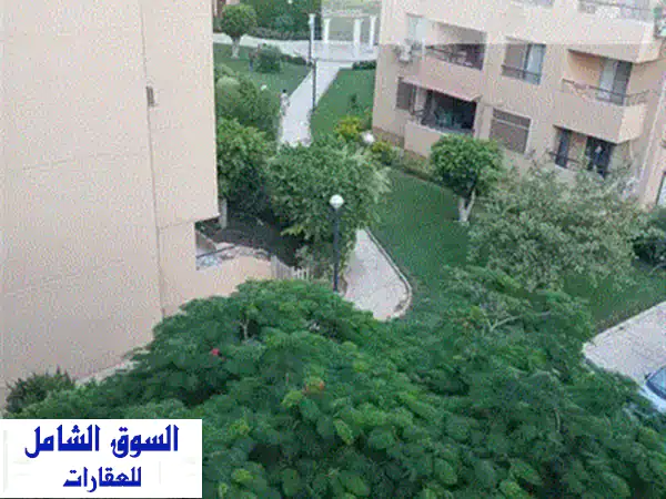 شقة مميزه للايجار بمدينه الرحاب 4