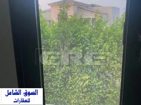 توين هاوس للايجار في اب تاون اول سكن