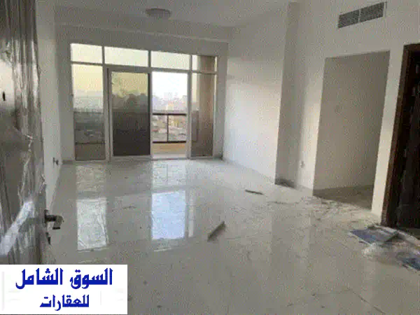 للإيجار في عجمان المويهات التلة بناية جديدة مساحات كبيرة تكيف مركزي غرفة وصالة 2 حمام مع بلكونه ...