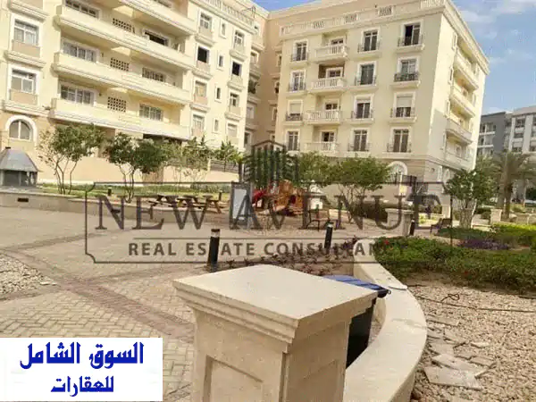 للبيع شقة مميزة في هايد بارك القاهرة الجديدة بمساحة 160 متر، 3 غرف نوم، تشطيب كامل، مطبخ وتكييفات ومكان باركينج بسعر مميز قابل للتفاوض