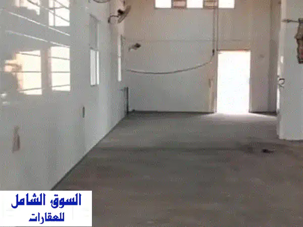 مصنع غذائي للإيجار  العاشر من رمضان، المنطقة...