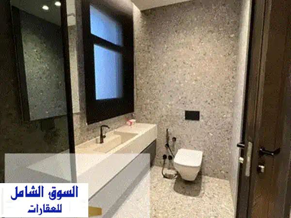 فرصة ذهبية: تاون فيلا للبيع بنصف سعرها في القاهرة الجديدة | 4 غرف ماستر، جاردن ورووف فاخر 4