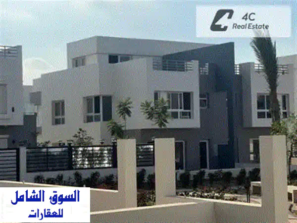 توين هاوسluxury في هايدبارك التجمع الخامس ريسيل باقل اوفر مطلوب لسرعه البيع بتقسيمه مميزه view greenery 3