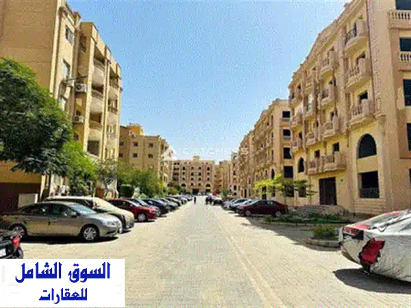 اخر شقة استلام فوري بكمبوند سكني في لوكيشن مميز خلف واتر واي و 10 دقائق من فندق دوسيت 2