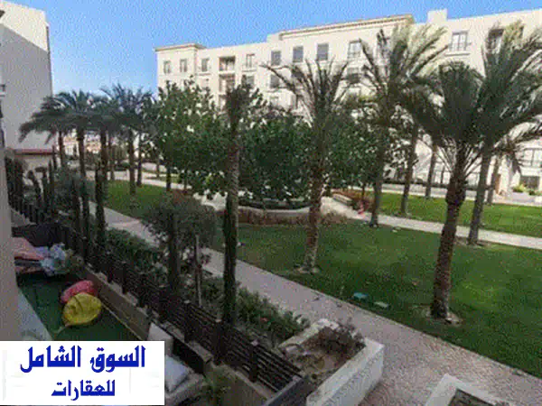 شقة أرضي بجاردن للبيع في فيلدج ويست – تشطيب راقى و مجهزه بالتكييفات 3