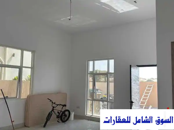 فيلا للإيجار السنوي في شنتير أم القيوين 5 غرف...