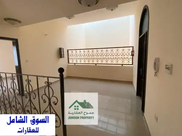 فيلا للايجار في خليفة أ حوض 13