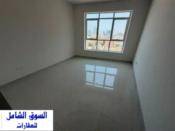 شقة غرفتين وصالة للإيجار السنوي  كورنيش عجمان مباشرة بجوار أبراج الكورنيش. الإيجار السنوي 48000 ... 2
