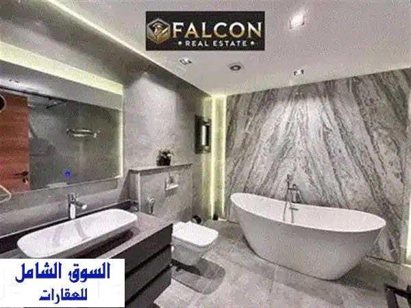 استلم فورا بخصم 43   شقه بمواصفات فيلا( 190 متر)خصوصيه 100   للبيع في ديستريكت 5  District 5 التجمع الخامس دقائق من ميفيدا وهايد بارك وماونتن فيو 2