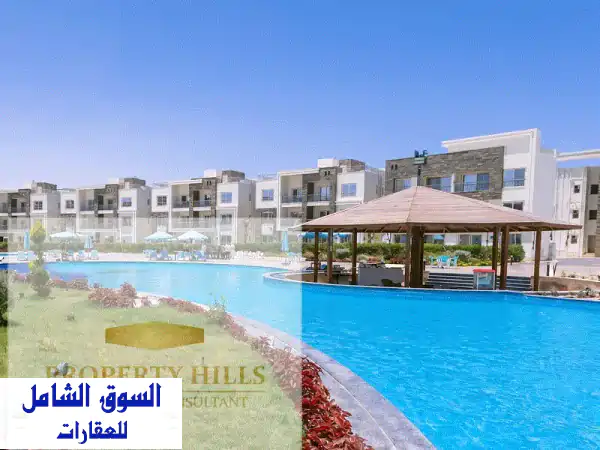 شاليه دابل فيو للبيع استلام فوري في راس الحكمة مكون من 3 غرف  متشطب بالكامل الترا سوبر لوكس صورو دي من الواقع