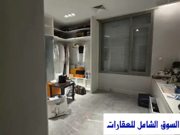 للابجار دور سكني بسلوي تشتطيب سوبر ديلوكس يتكون من صالة كبيرة للإيجار في سلوى حولي