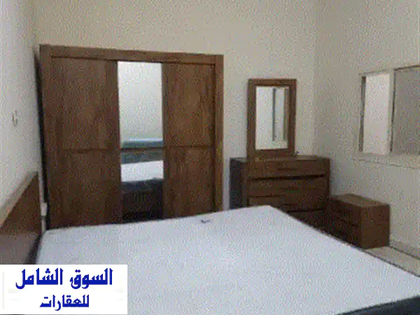 غرفة كبيرة بفيلا مفروشة عجمان الحميدية 1 تصلح لي أزواج قريب من محكمة والمرور خلف اتصالات 1700 درهم ... 3