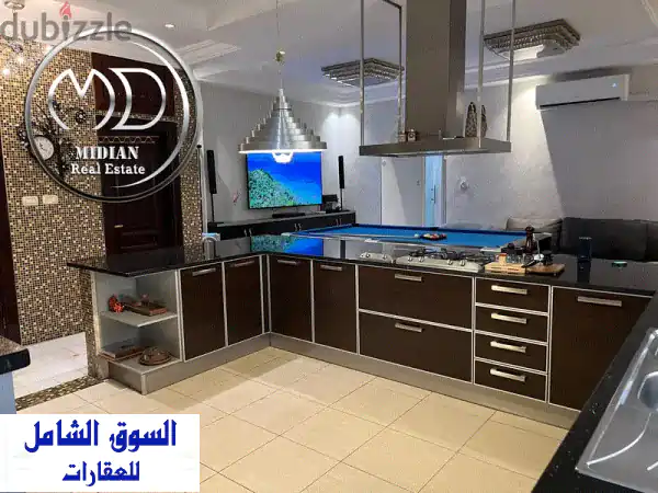 شقة أرضية دوبلكس للبيع خلدا مساحة 300 م 5 نوم مع تراسات و حدائق تشطيبات 2