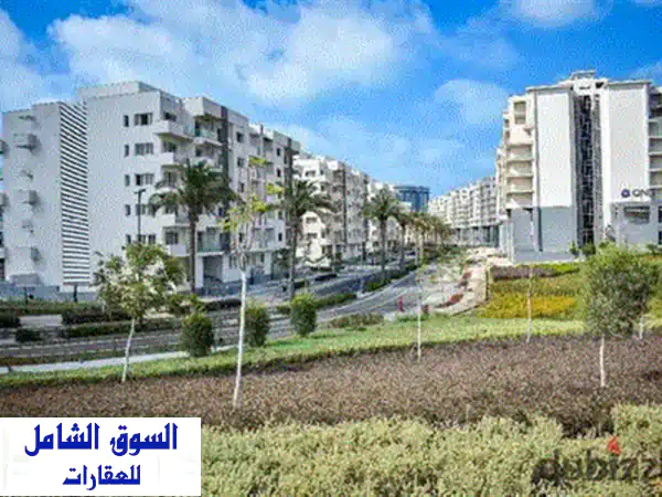 شاليه للبيع بتشطيب مميز يطل علي أبراج العلمين  مزارين 3
