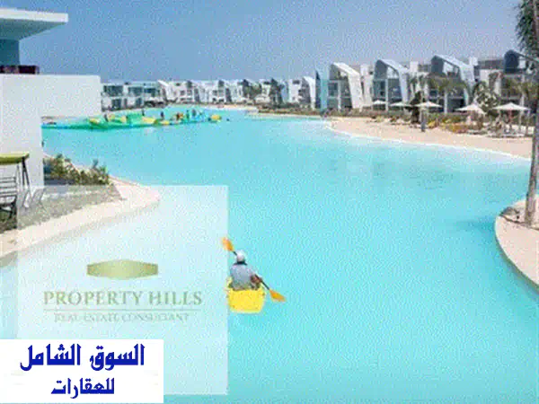 بأقل مقدم علي اطول فتره شاليه متشطب بالتكييفات 3 غرف  في الساحل علي البحر في فوكا باي بجوار ماوتن فيو 3