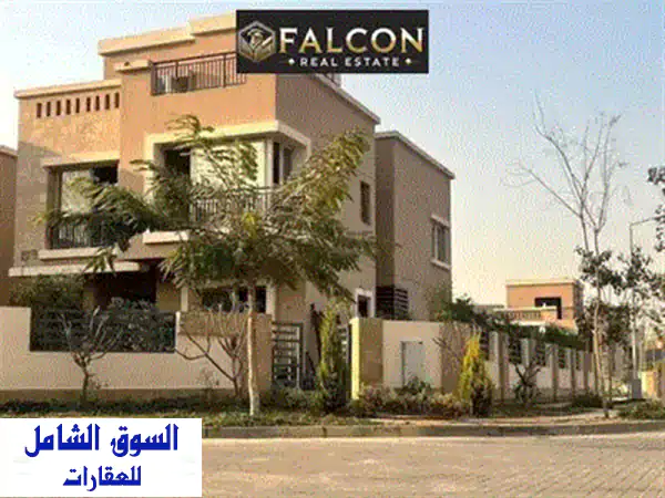 واجهة بحري + Trible View فيلا مميزة بسعر الكاش أو بأقل مقدم للبيع في تاج سيتي التجمع الأول بجوار جاردينيا ودقائق من شيراتون Taj City New Cairo 3