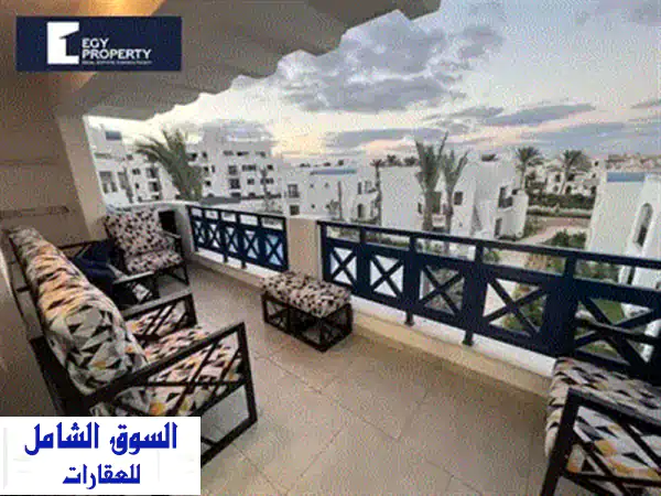 شاليه للبيع في مراسي الساحل الشمالي فيو  حمام سباحه  مفروش بالكامل باقل سعر 2
