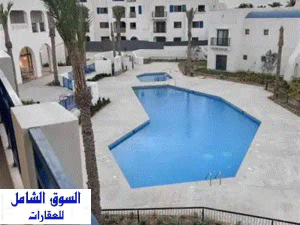 شاليه للبيع في مراسي الساحل الشمالي فيو  حمام سباحه  مفروش بالكامل باقل سعر 4