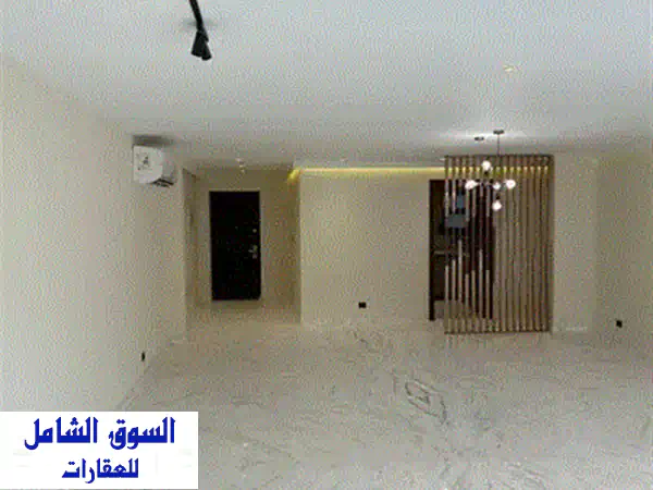 شقه 138 م في التجمع الخامس بجوار هايد بارك ودقايق من الجامعة الأمريكية في كمبوند راقي متكامل الخدمات وبالتقسيط المريح علي 8 سنين 3