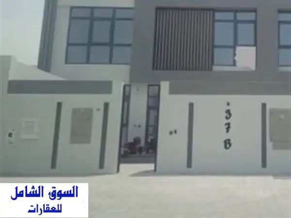للإيجار فيلا في الشارقة منطقة الحوشي جديدة ا