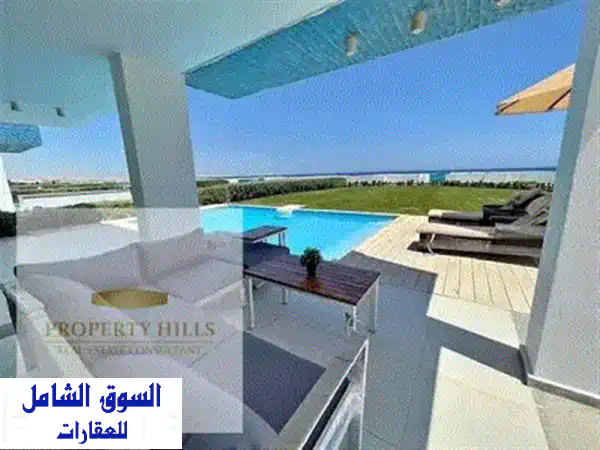 اخر فيلا vip بجانب مراسي شايفه البحر دايركت باعلي كميونتي بتشطيب كامل 3