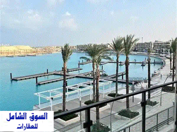 فيلا للبيع مباشرة على المارينا بـ سولت الساحل الشمالي | رأس الحكمة - تشطيب الترا مودرن وبالتقسيط!