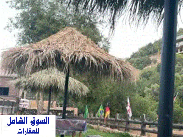 أرض مع مطعم وسبق خيل ومنتزه أجد عبرين للبيع ويوجد طاقة شمسية مساحة الأرض 2300م. منظر الطبيعة ...