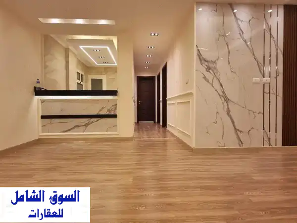 شقه للبيع { تسليم فوري ومتشطبه } في كمبوند المقصد في...