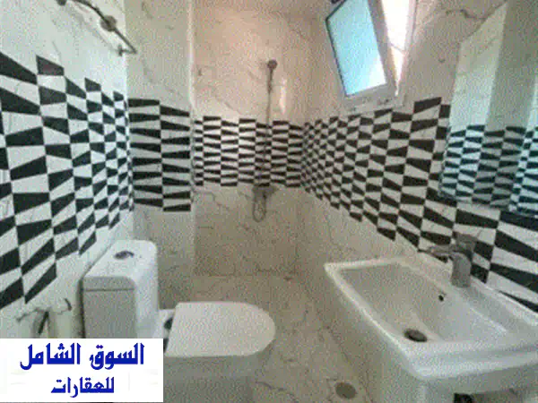 للإيجار: استوديو مفروش في الحد الجديد، مكوّن من غرفة وحمّام ومطبخ. 170 دينار شهرياً شامل الكهرباء ...
