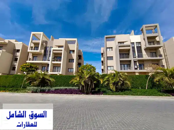 شقة مع جاردن متشطبه بالكامل للبيع في فيفث سكوير المراسم، القاهرة الجديدة Fifth Square AL Marasem New Cairo