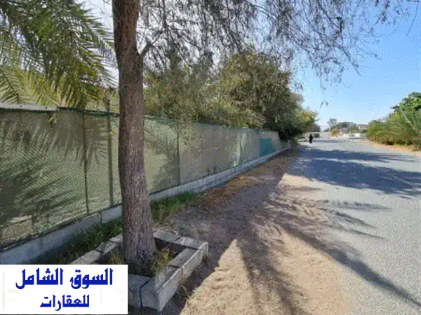 للبيع بيت منطقة الخران  رأس الخيمة الموقع ثاني قسيمة من الشارع الرئيسي خلف عرب سنتر زاوية على ... 3